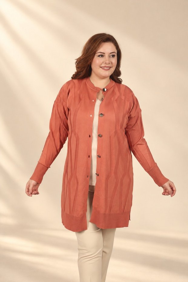 Women's Self-Patterned Diamond Patterned Geometric Patterned Button-Front Plus-Size Tunic Cardigan