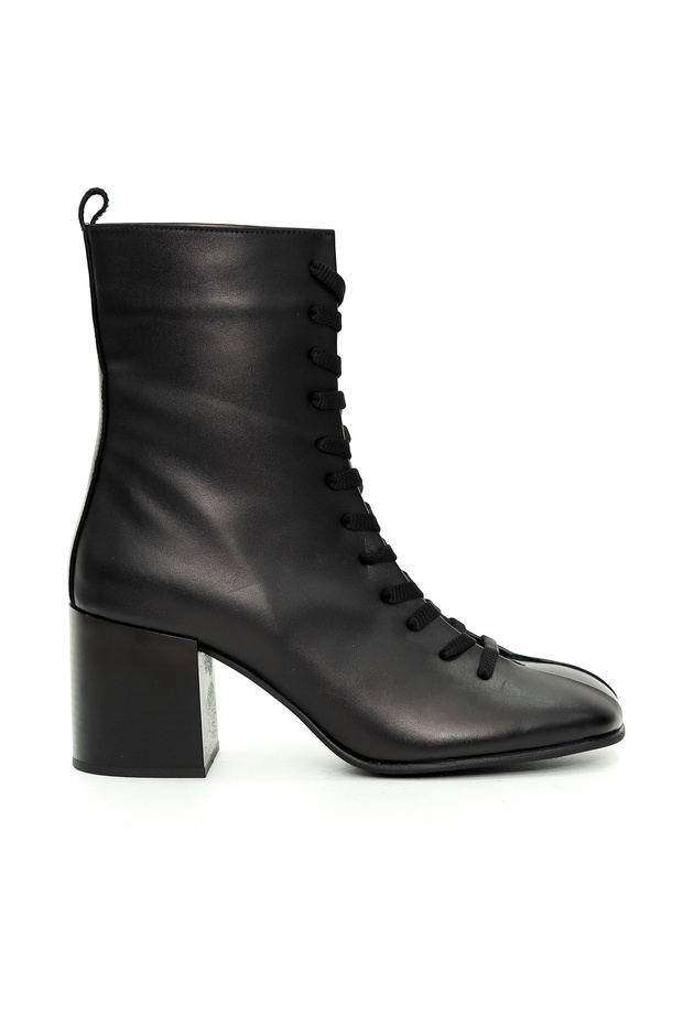 Genuine Leather Black Women's Heeled Zip-Up Boots - ZB155