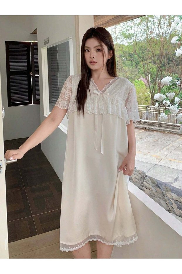 Rochie de noapte, crem