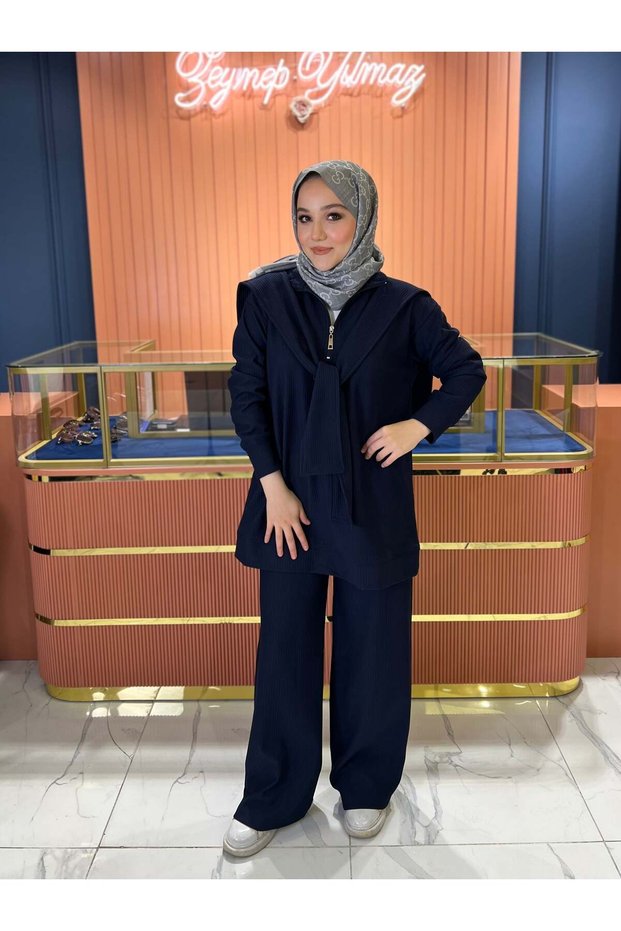Navy Blue Quq Set with Shoulder Shawl