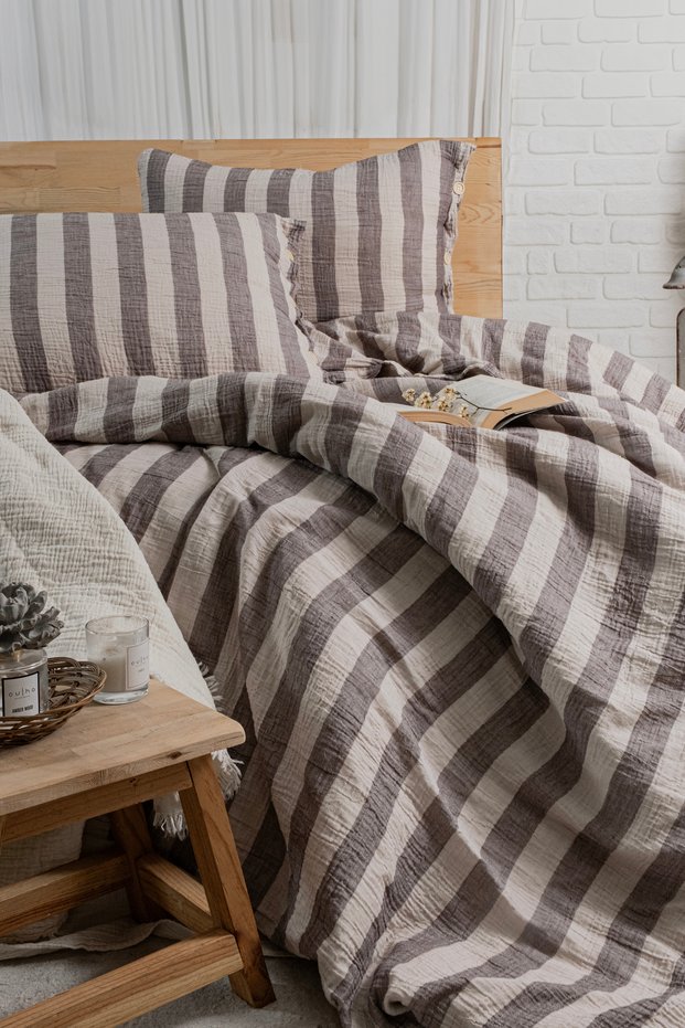 Taos Double Striped Bedding Set | Buttoned Bohemian Set | Bedding Set, Sheet, and 2 Pillowcases | 100% Cotton | 200X220 cm