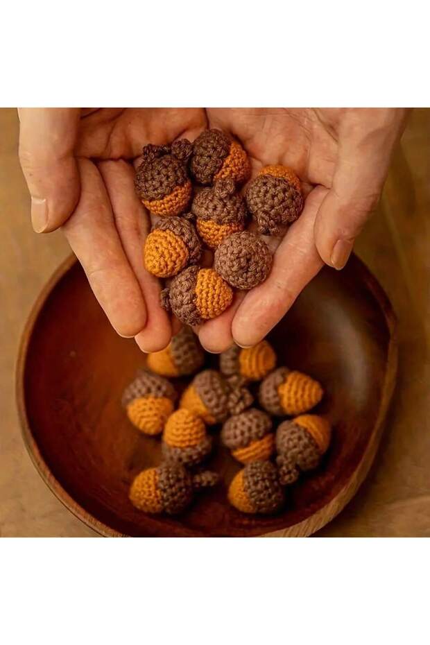 5pcs Acorn Handmade Knit Acorns Mini Crochet Cute Swing Acorns DIY Craft Holiday DIY Ornaments Table