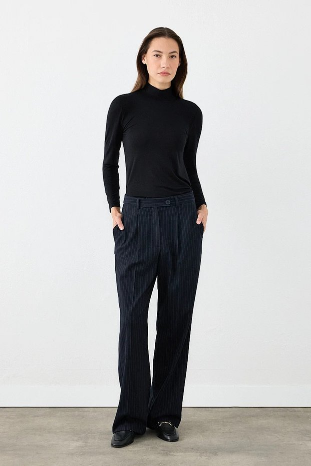 Pleated Straight-Leg Striped Trousers - Navy Blue