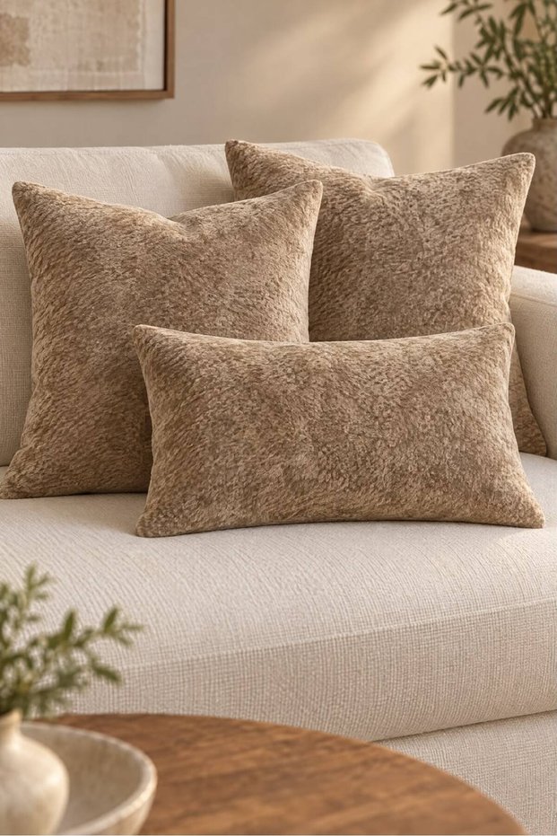 Wellsoft Plush Cushion Cover Set, 3-Piece (2 pieces 45x45, 1 piece 30x50 cm)