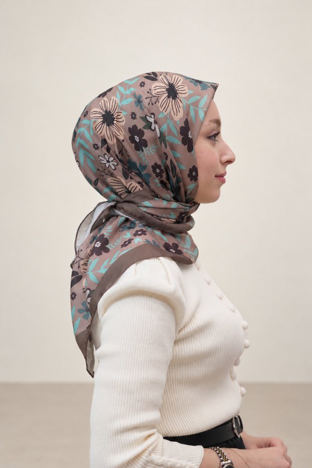 وشاح قطني ناعم بنقشة الربيع.
