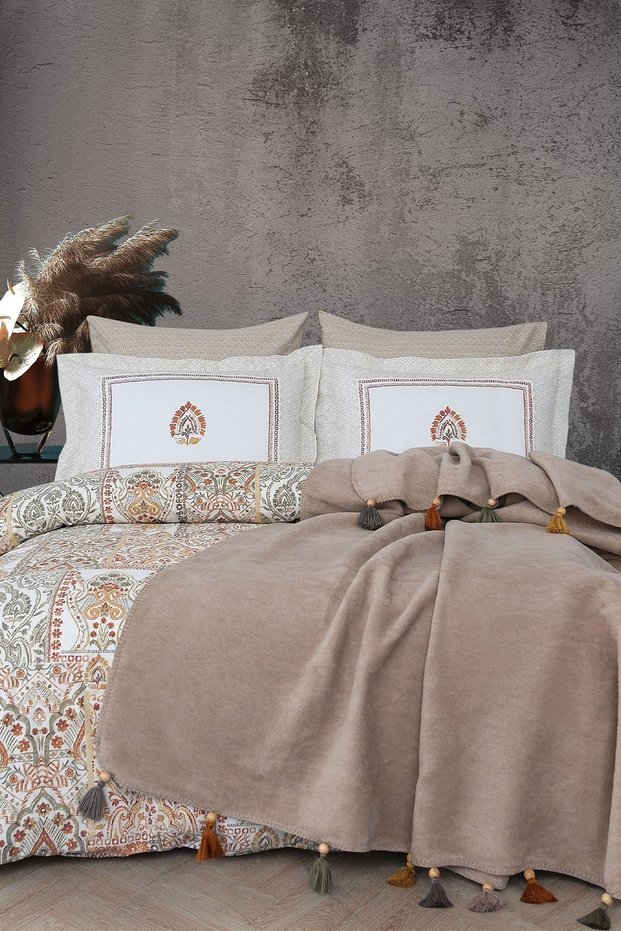 Sahara Beige Single-Size Duvet Cover Set with Blanket