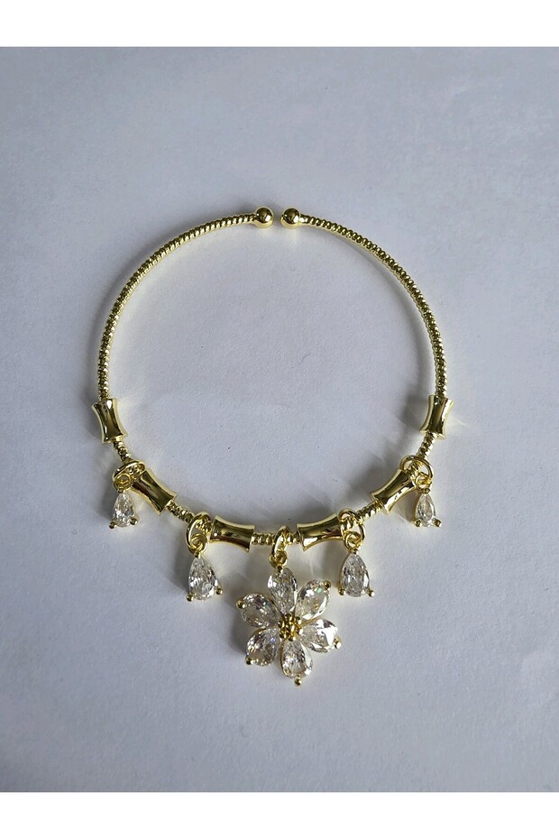 Gold-Toned Rice-Shaped YSX Lotus-Style Charm Bracelet