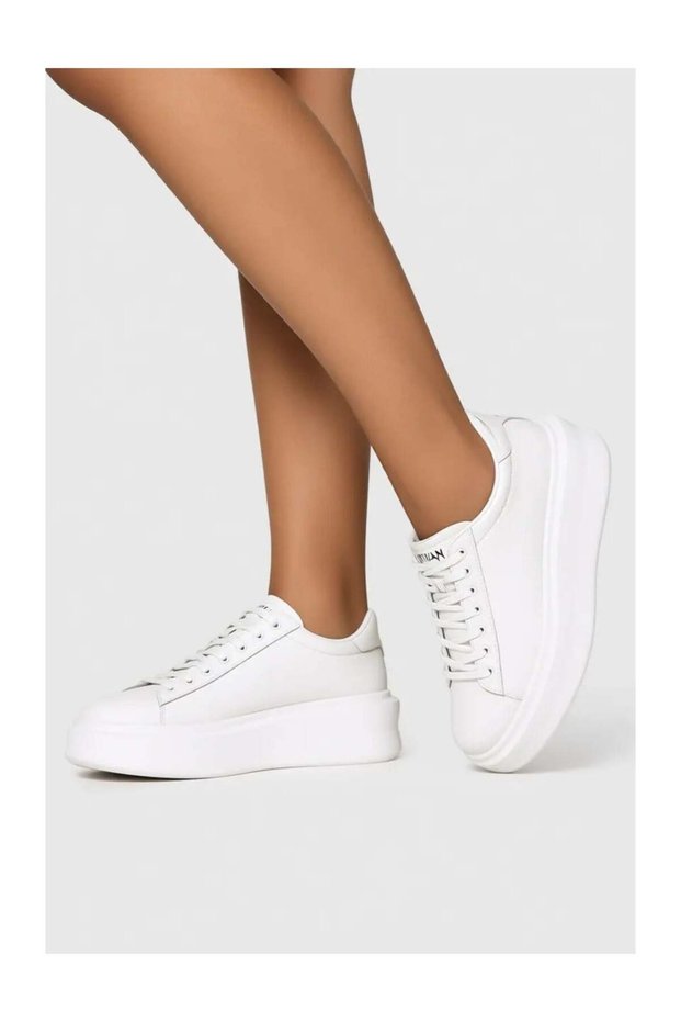 121230108 Grace White Women's Casual Sneaker