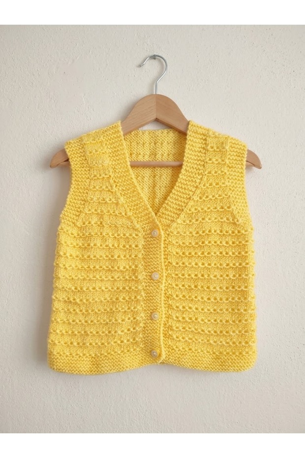 100% Cotton, High-Quality Yarn, Chain Stitch Pattern, Hand-Knitted Vest, Ages 4–5, One Size, Yellow