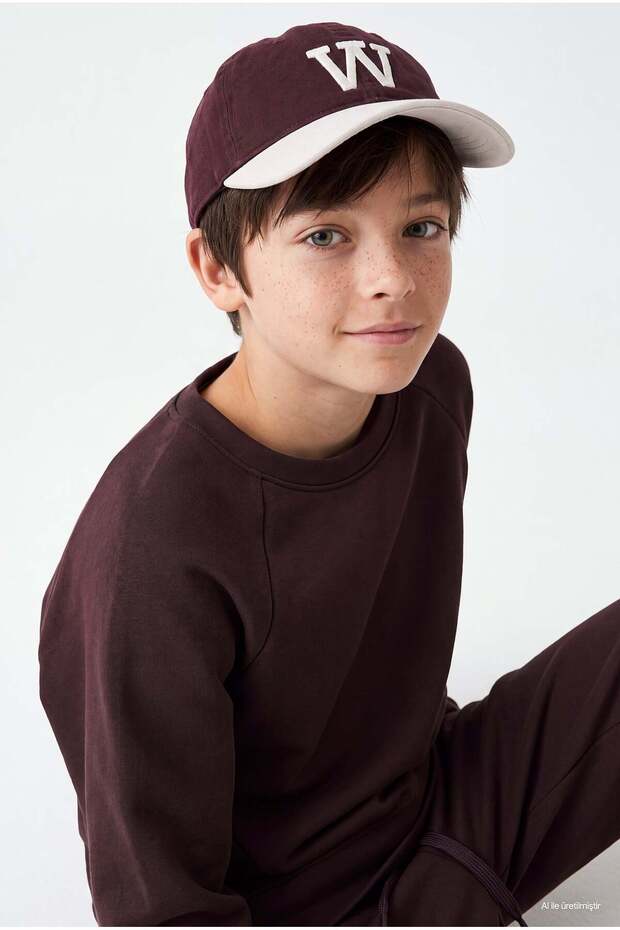 Boys' Crew Neck Raglan Sleeve Sweatshirt with Seam Detail