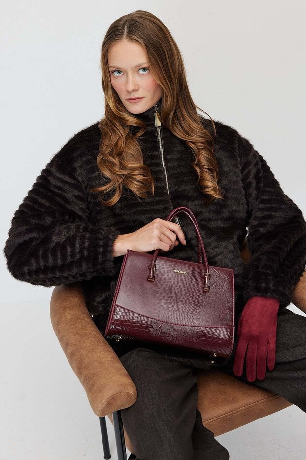 Women's Mock Neck Zipper Faux Fur Coat