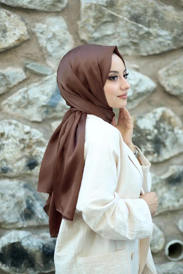 جانجان، فستان سهرة، لون بني داكن.