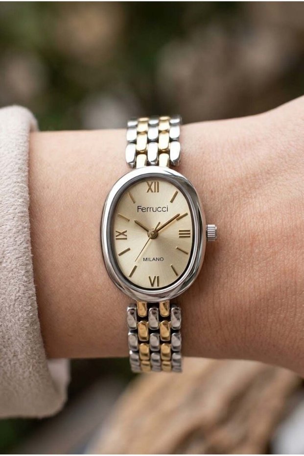 Vintage Elegant Women's Wristwatch | 21 mm Gold-Silver Steel Strap, Gold Dial