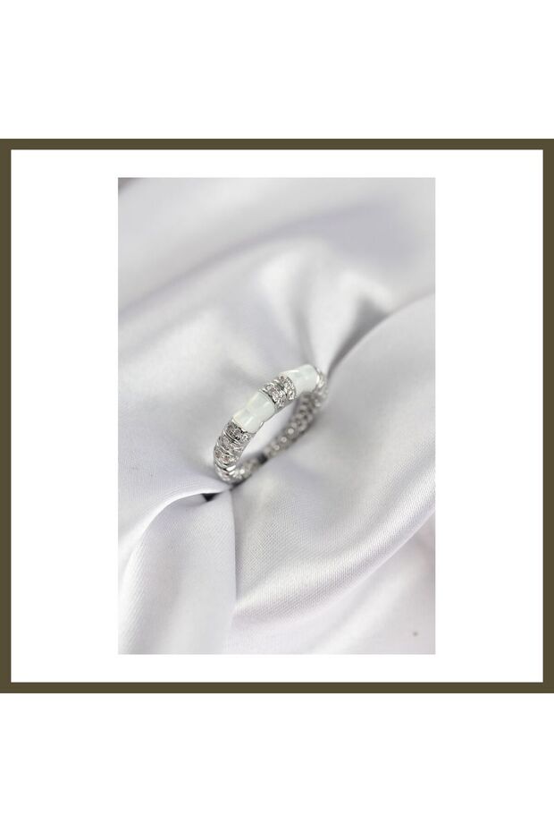 Silver-Colored Women's Ring with Zircon Stone and Bone Design BX