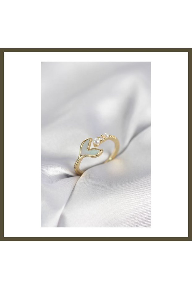 Gold-Colored Fishtail-Style Modal Women's Ring BX