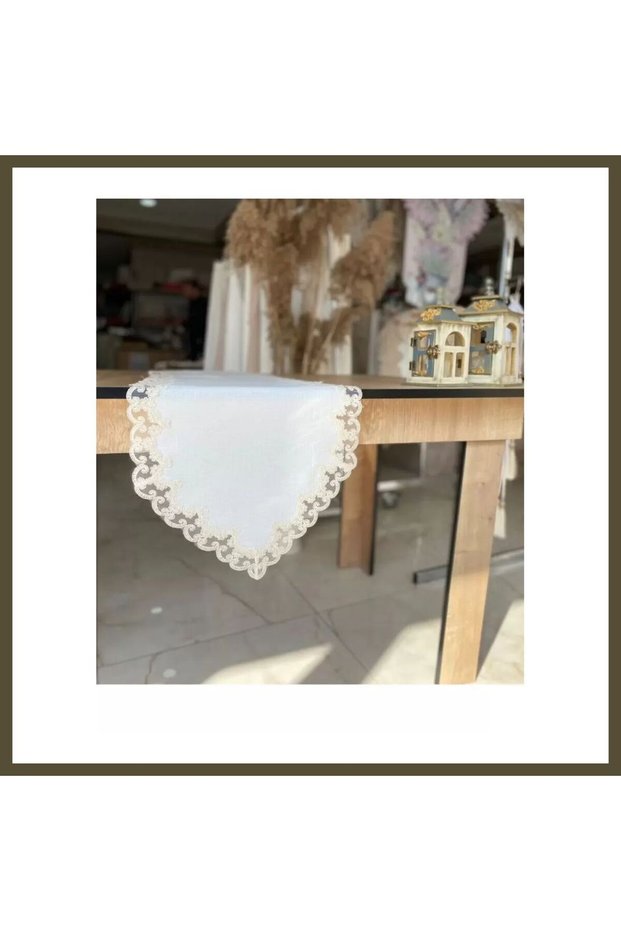 Table Runner, Coffee Tablecloth with French Lace Details, Tulip, 40 x 145 cm, Cream, BX