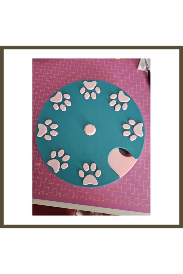 3D-Printed Dog Puzzle Toy with Spinning Disc and Treat Dispenser, Paw-Print Design, Turquoise, Pem BX