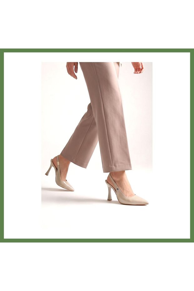 Margaret Women's Heeled Shoes · SIZE: 36 · COLOR: BLACK PATENT LEATHER HB006