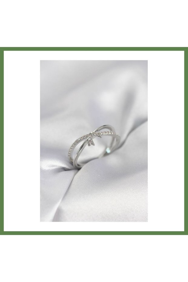 Silver-Colored Zircon-Set Bow Detail Women's Ring HB006
