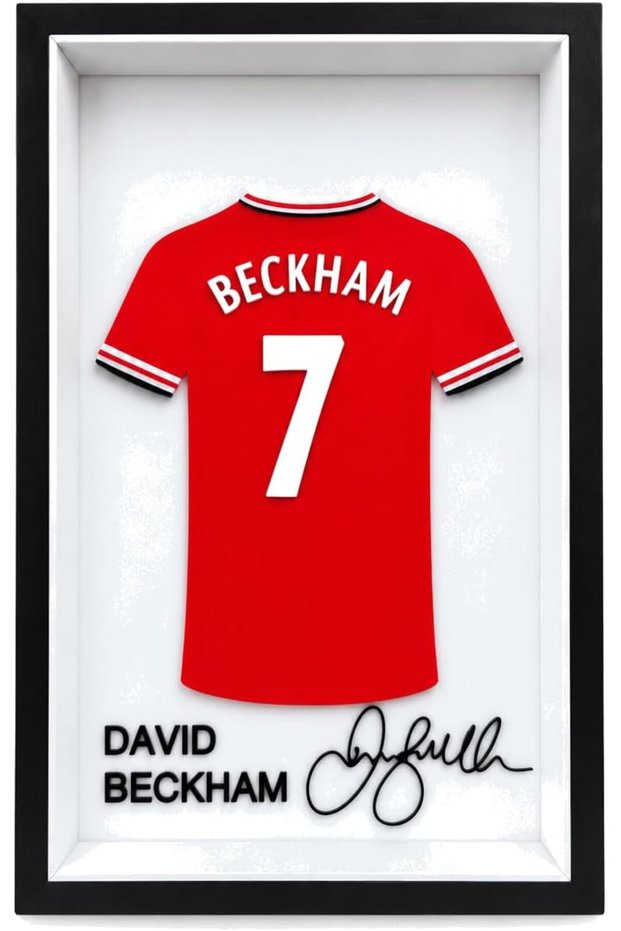 David Beckham No. 7 Collectible Jersey Frame, 23 x 15 cm, Red Football Shirt Decor for Desk & Shelf