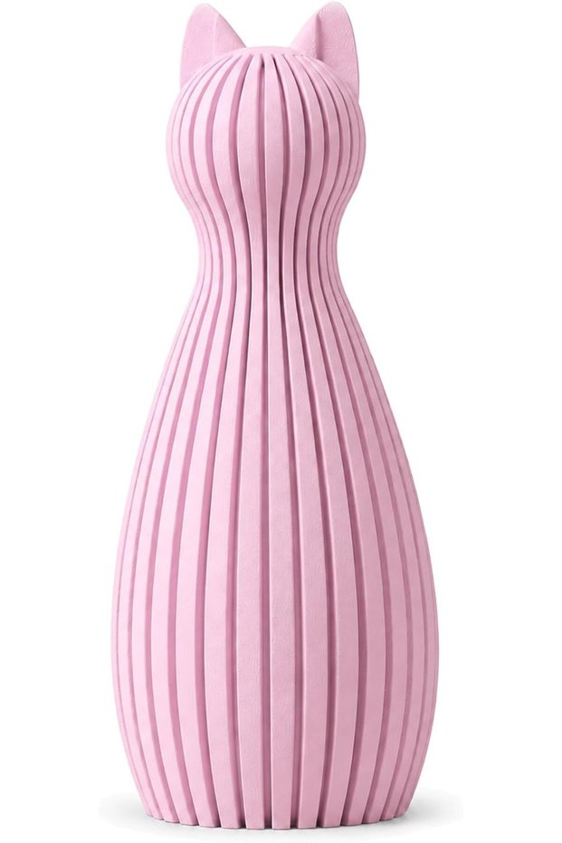 Ribbed Cat Statue 12.4 cm, Modern Minimal Cat Sculpture with Pointed Ears, Shelf and Desk Decor