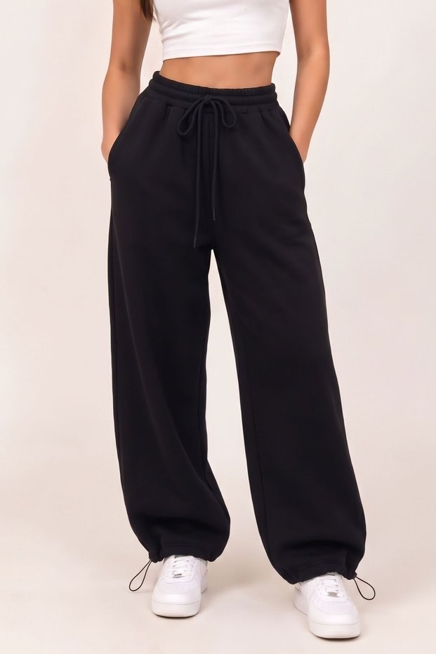 Shorts with a Detailed Drawstring, Stretch Waistband, and Barrel Fit with a Shard-Patterned Design