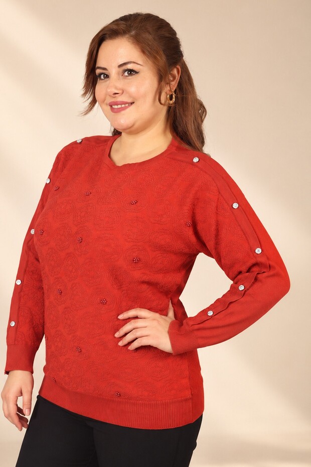 Women's Plus-Size Stretch Viscose T-Shirt with Embroidered Sleeves Featuring a Floral Print, Beaded Detail, and Stone Embellishments