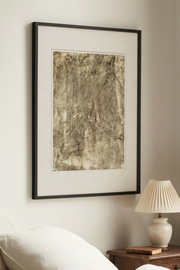 1 VINTAGE PAINTING WITH A BEIGE THEME AND A TEXTURED FINISH IN A BLACK WOODEN FRAME