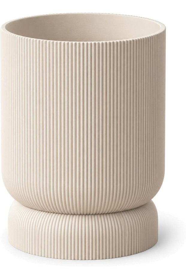 Large Ribbed Planter with Twist-Lock Drip Tray, 13.2 cm Opening, Cream