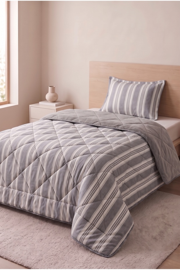 Single-Size, Reversible Welsoft Fleece Duvet | High Quality, Plush Filling, Quilted Stitching | Includes Pillowcase | 155x215 cm