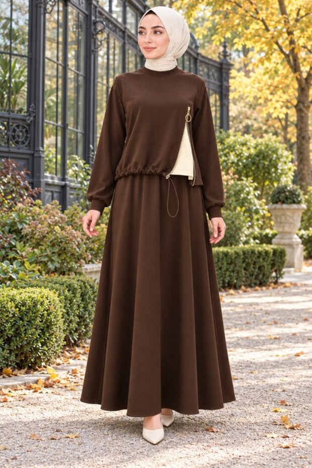 TWO-STRAND SET WITH ZIP DETAIL—COFFEE
