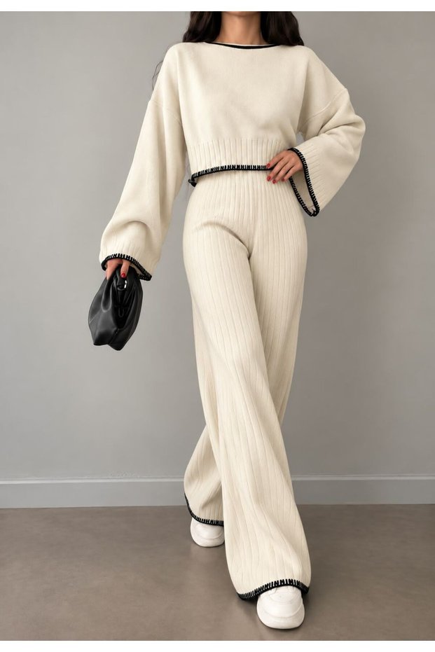Women's Knitwear Set, Crop Sweater, Wide-Leg Pants, Two-Piece Set.