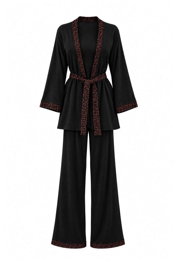 Siyah 3'lü Leopar Detaylı Sabahlık+Atlet+Pantolon Viskon Örme Pijama Takımı THMAW27PT00257