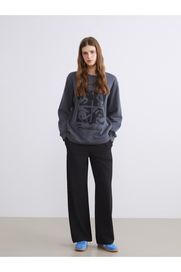 Trendy Picks from Kübra Butik: Women's Pants with a Waist Cord