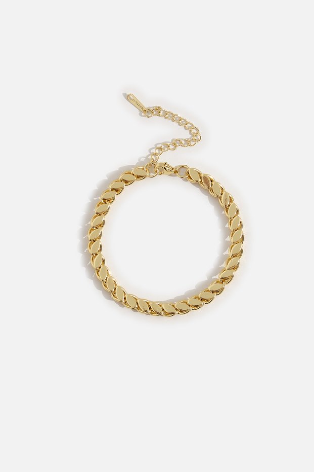 Oval Shaped Chain Bracelet