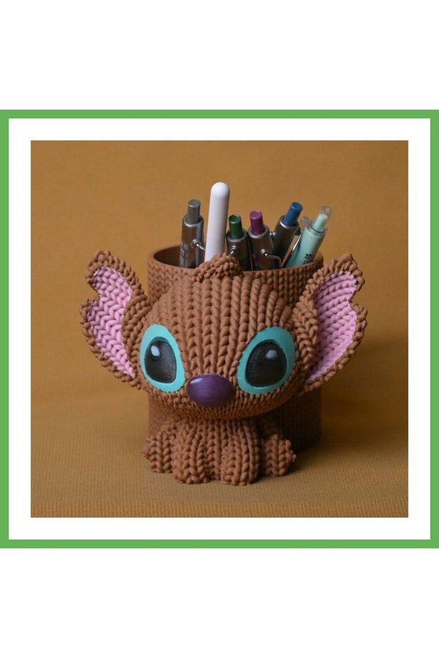 3D Printed Knitted Pencil Holder - Cute Character Desk Organizer - Brown Gen01