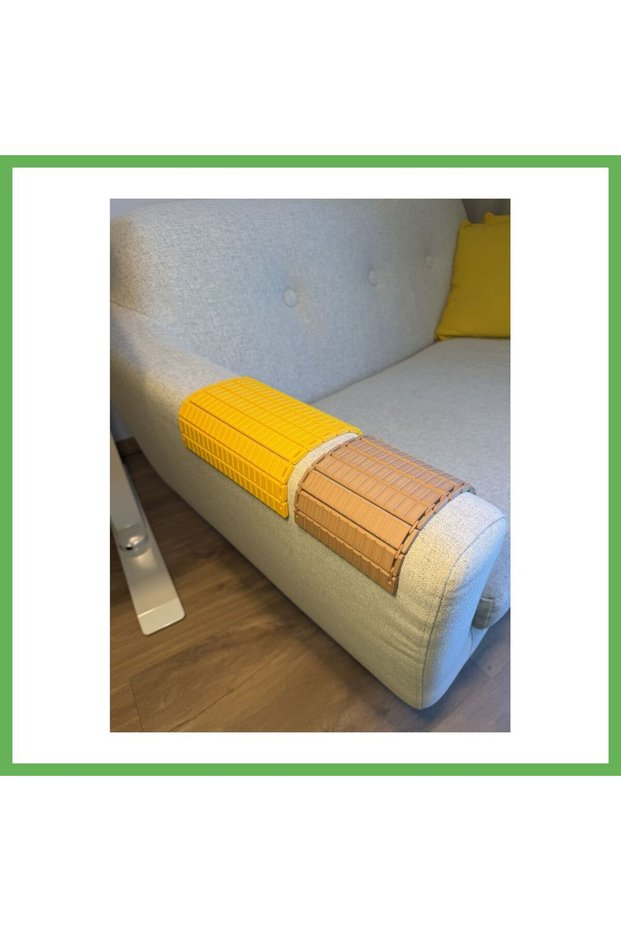3D-Printed Foldable Armrest Tray for Sofa Armrest—Cup and Phone Holder GEN01