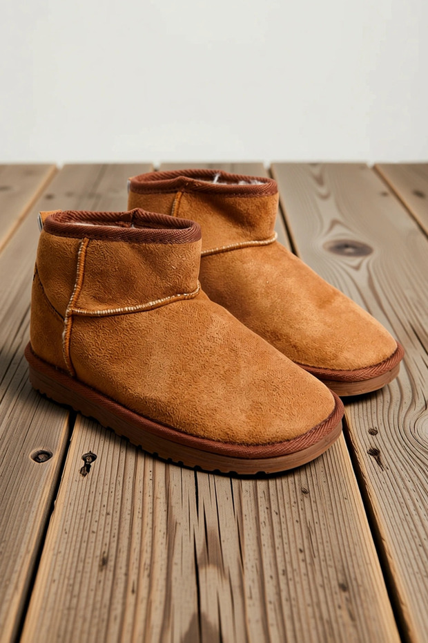 Women's Laceless Fur-Trimmed Short Suede Boots—Heat-Retaining, Soft Lined, Winter-Ready, Non-Slip Sole, for Everyday Use