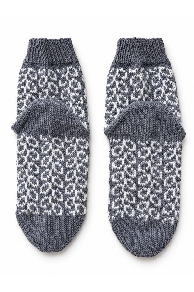 Hand-Knitted Wool Socks, Size 35-36, Gray and White Patterned, Heat-Retaining and Cozy