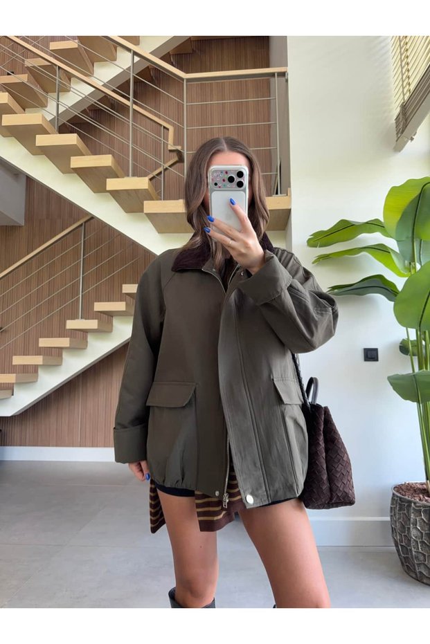 VELVET-COLLARED PLAID LINED COAT