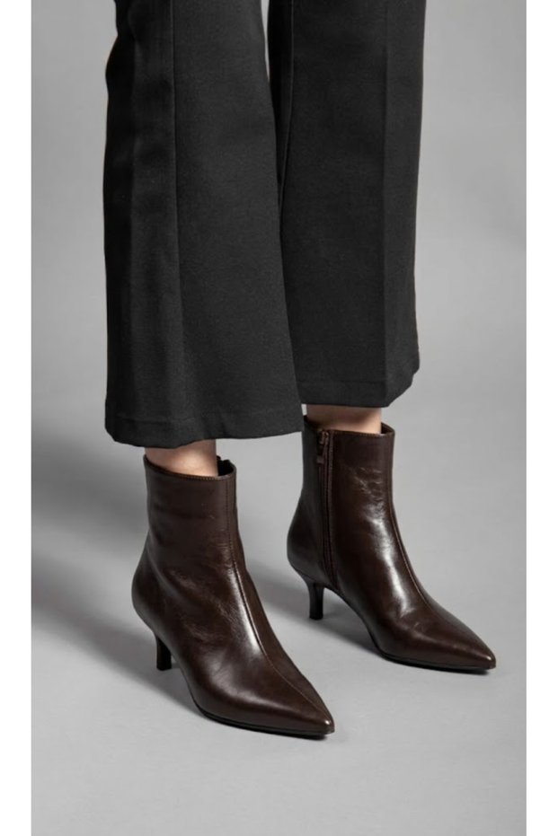 Women's Patent Leather Plain Pointed Toe Ankle-Heeled Boots