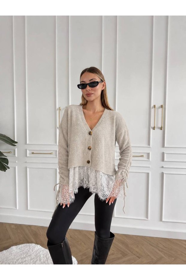 Women's Lace-Detailed Button-Up Cardigan