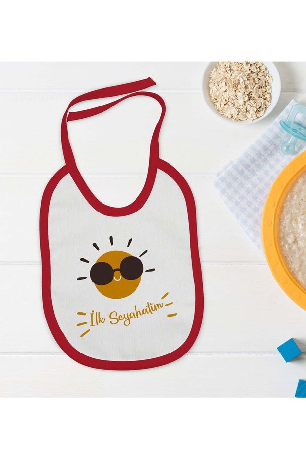 BK Kids "First Trip" Design Red Baby Bib - 1 en124570