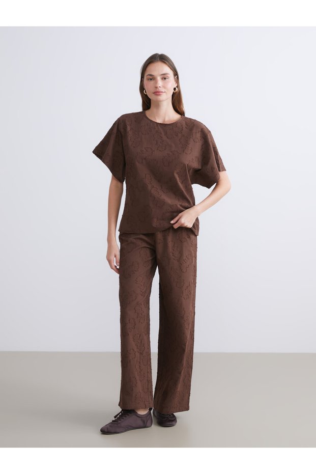 Trendy Picks from Kübra Butik: Embroidered Women's Wide-Leg Pants with a Waist Cord