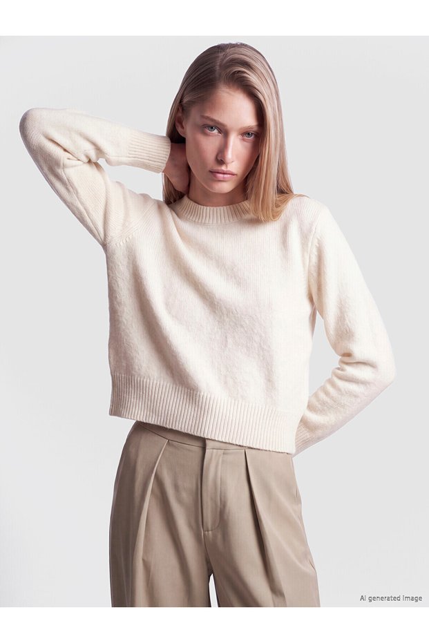 TWO MT SHOP QUALITY LCW Vision Ecru Oval-Neck Women's Knit Sweater