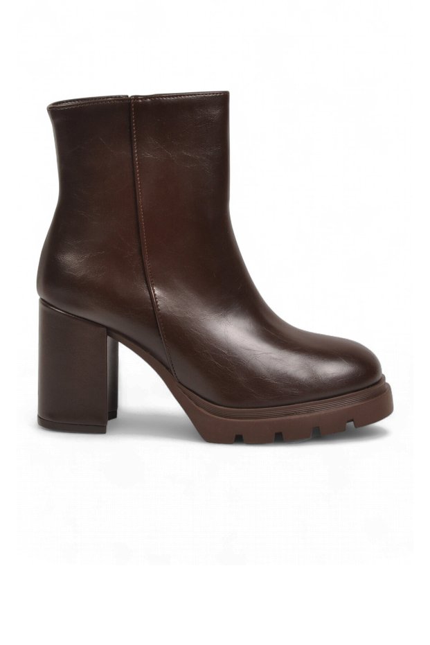 Coffee-Colored Women's Zip-Up Heeled Boots with Fur-Lined Insulation to Keep Your Feet Warm 459205