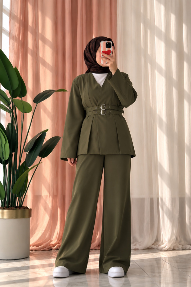 Perla Crepe Jacket and Pants Set—Khaki