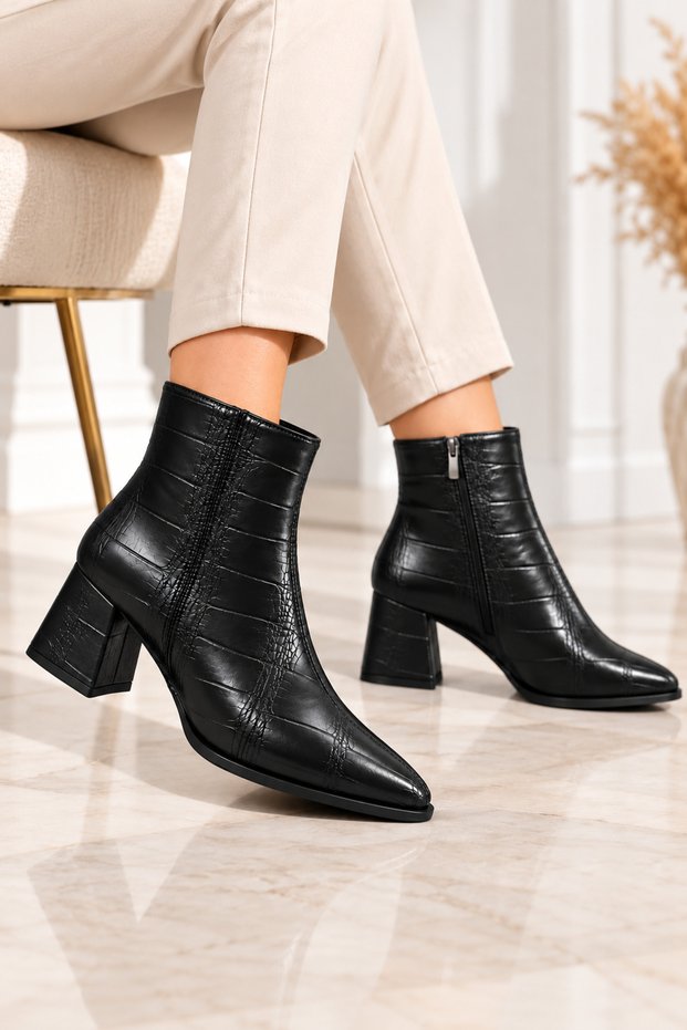 Women's Black Crocodile-Print Stylish Boots with Thick Heels NK1174