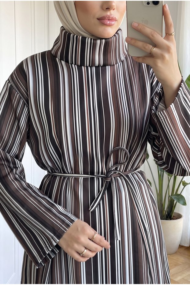 Women's scuba fabric turtleneck mock neck checkered belted modest tunic, 67 cm