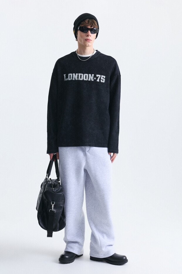 Textured London-Printed Sweatshirt